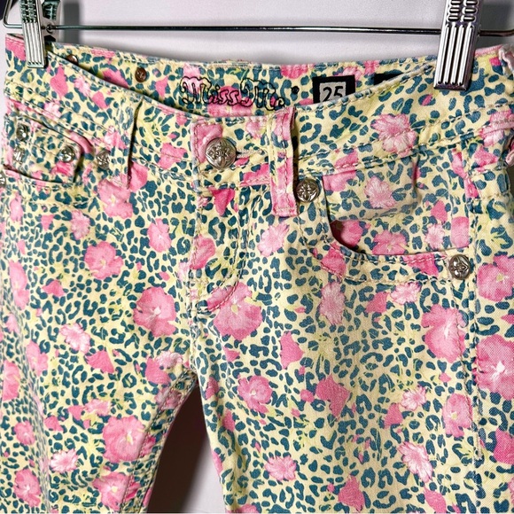 Miss Me Bermuda Shorts Stretch Denim Rhinestone Y2K Western 25 Floral Leopard - Picture 5 of 17